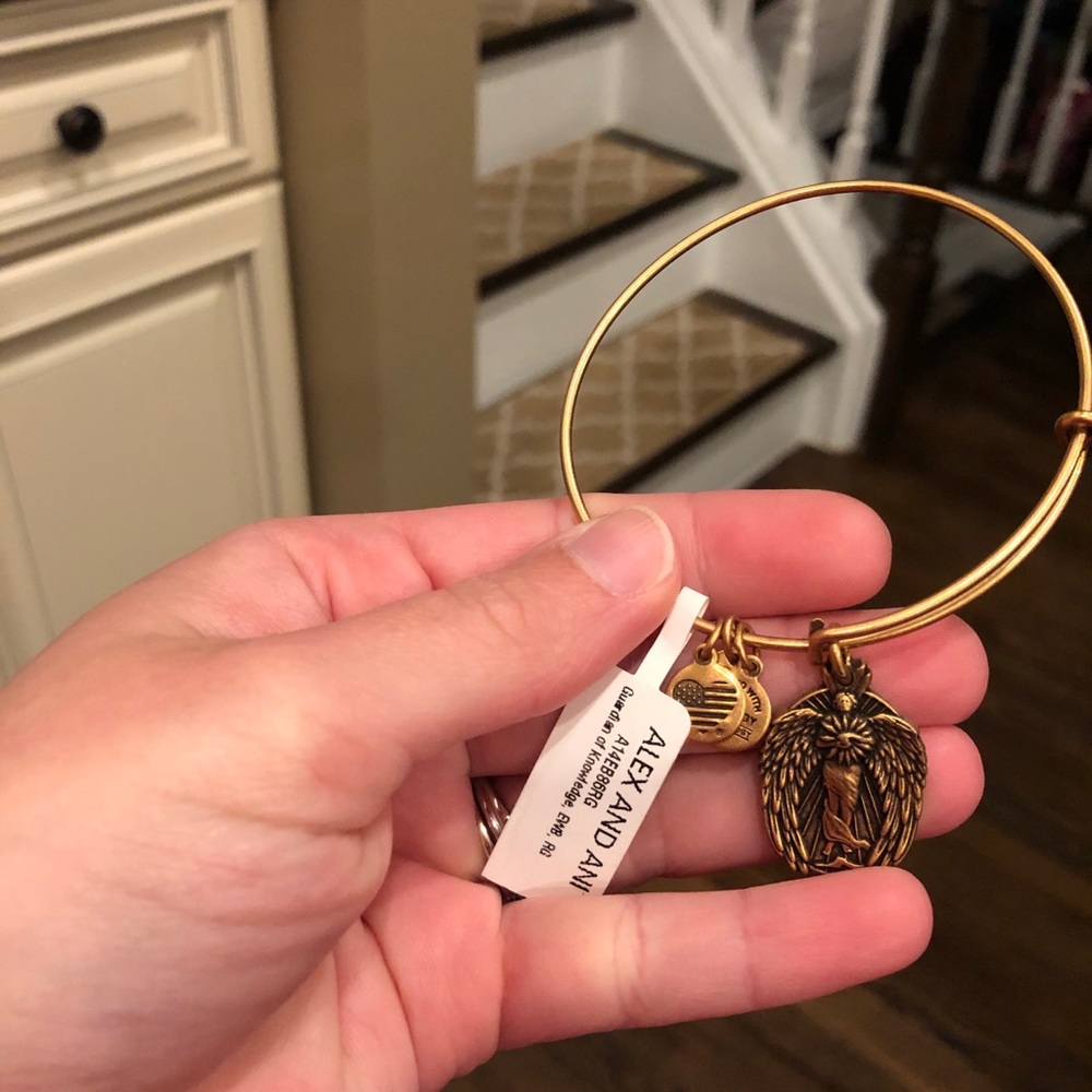 NWT Alex and Ani Guardian of Knowledge Bracelet